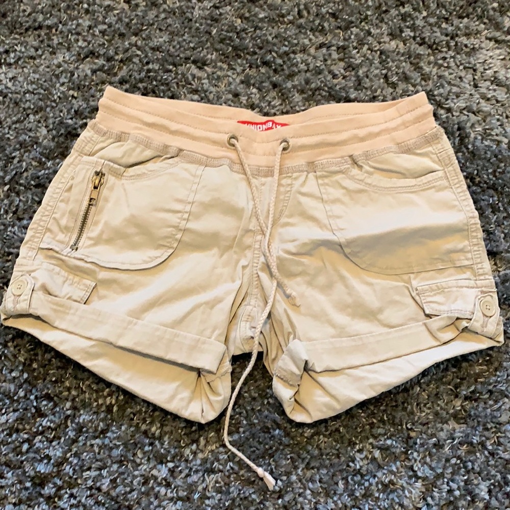 kaki/cargo shorts, Unionbay size small